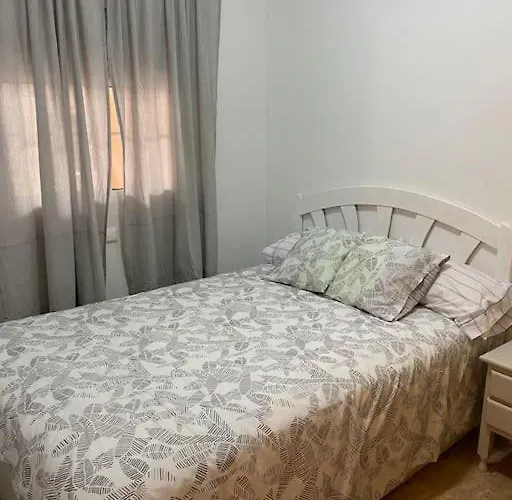 En Acogedor A 200 Metros La Playa Wifi *