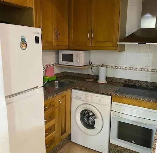 En Acogedor A 200 Metros La Playa Wifi * Torrevieja