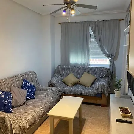 Apartmán En Acogedor A 200 Metros La Playa Wifi *