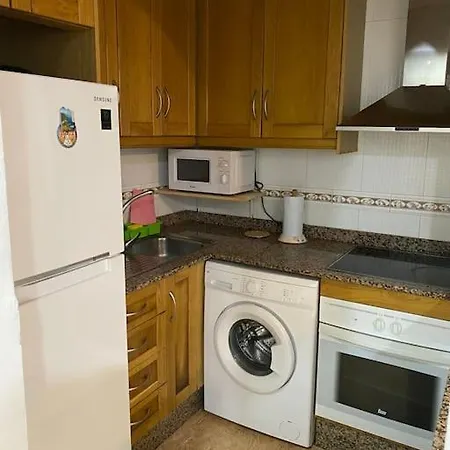 En Acogedor A 200 Metros La Playa Wifi * Torrevieja