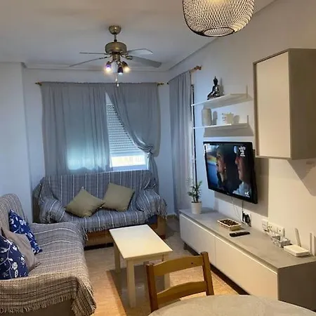 En Acogedor A 200 Metros La Playa Wifi *