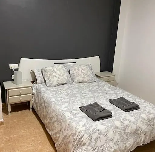 En Acogedor A 200 Metros La Playa Wifi Daire