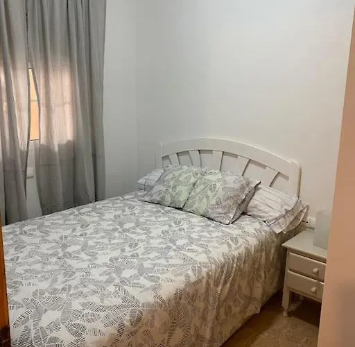 En Acogedor A 200 Metros La Playa Wifi Daire